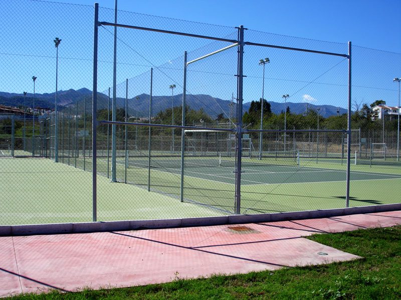 Cerramiento de pistas deportivas